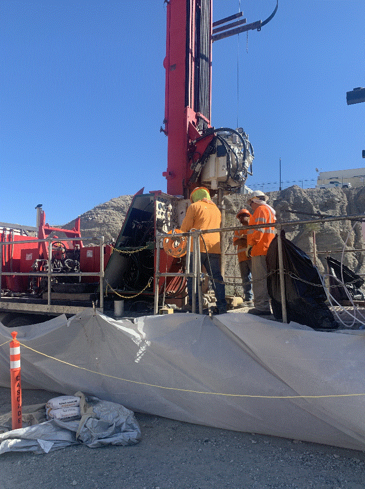 Image of the drill rig drilling MW-S